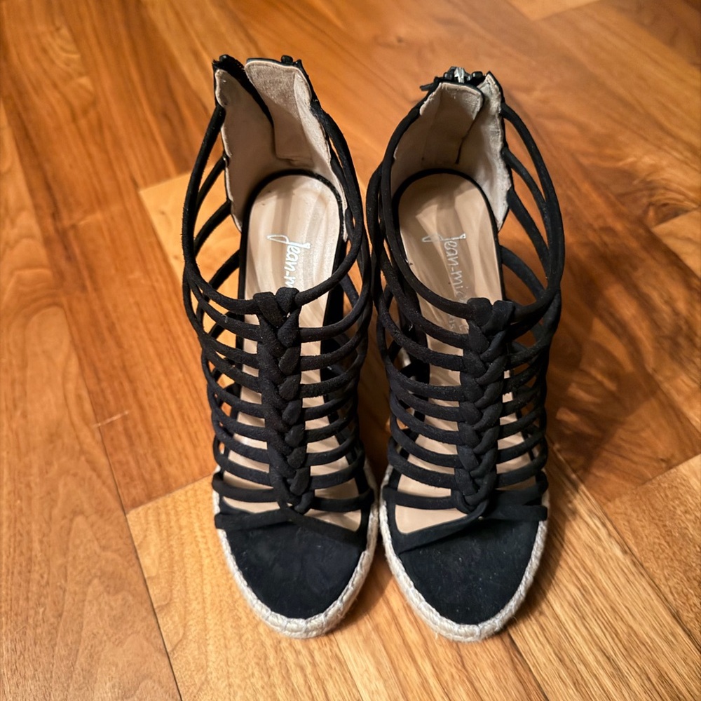 Elegant Black Strappy Espadrilles